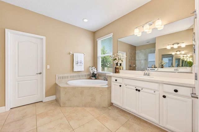 1208 FIELDSTONE CIRCLE, Oviedo, FL 32765