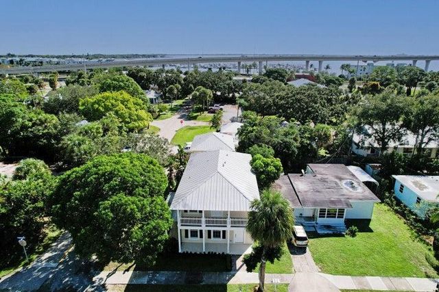 516 NW North River Drive, Stuart, FL 34994