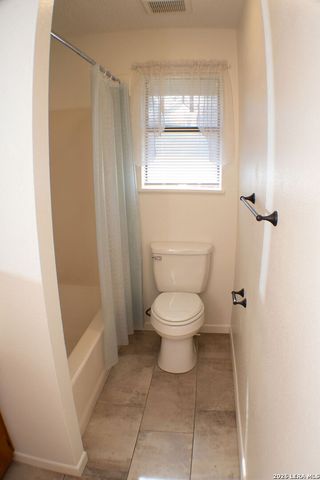 904 W. WEST STREET, Stockdale, TX 78160