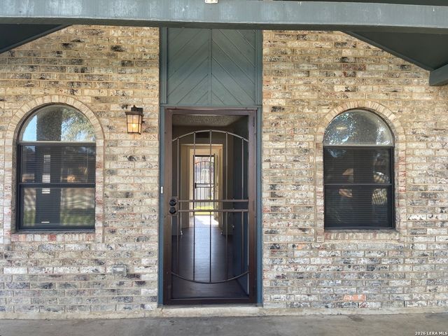 904 W. WEST STREET, Stockdale, TX 78160