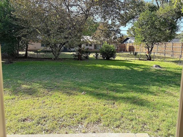 1304 Sherwood Drive, Arlington, TX 76013