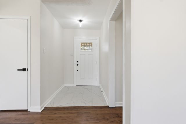 1304 Sherwood Drive, Arlington, TX 76013