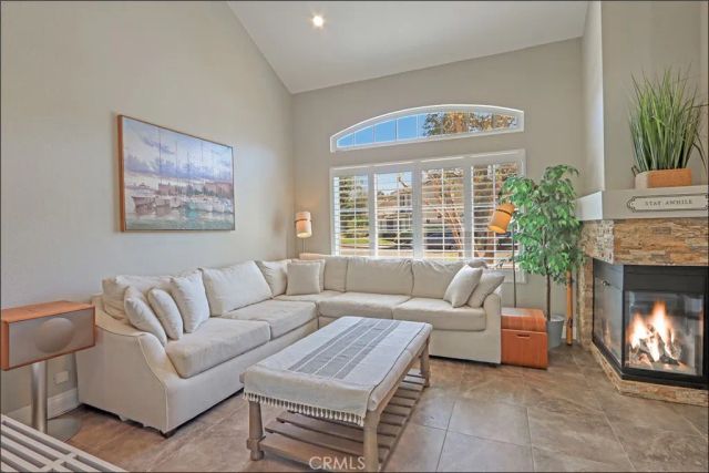 2 Firecrest, Aliso Viejo, CA 92656