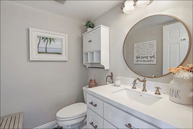 2 Firecrest, Aliso Viejo, CA 92656