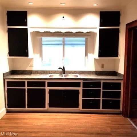 11512 Tonsing Drive, Garfield Heights, OH 44125