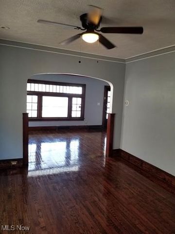 11512 Tonsing Drive, Garfield Heights, OH 44125