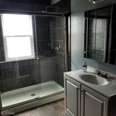 11512 Tonsing Drive, Garfield Heights, OH 44125