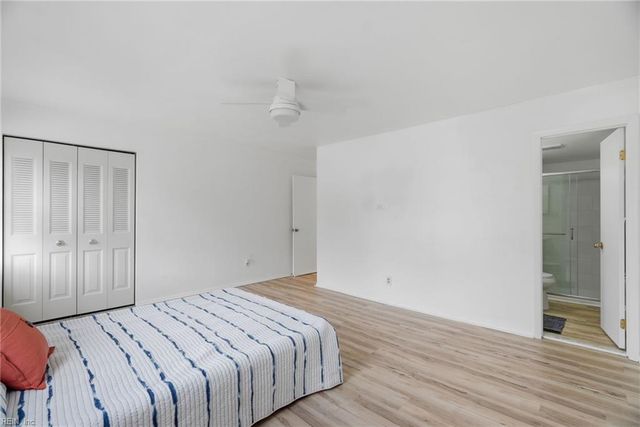 832 N Grosvenor CT, Virginia Beach, VA 23462
