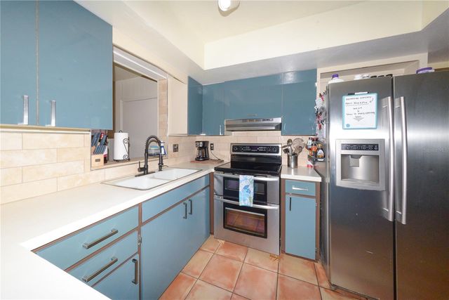 9215 KINGSTON ROAD, Bradenton, FL 34210