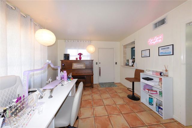 9215 KINGSTON ROAD, Bradenton, FL 34210