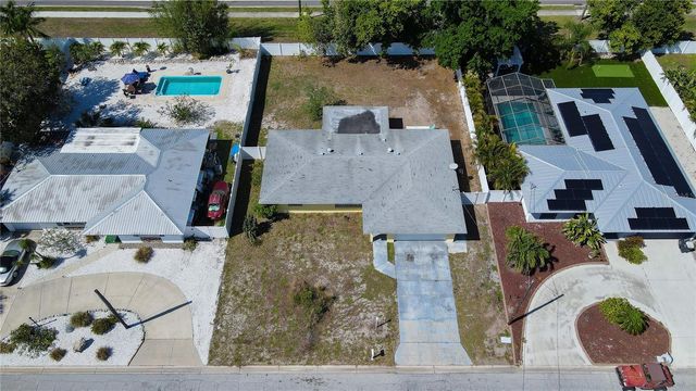 9215 KINGSTON ROAD, Bradenton, FL 34210