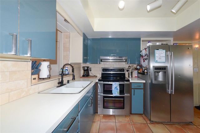 9215 KINGSTON ROAD, Bradenton, FL 34210