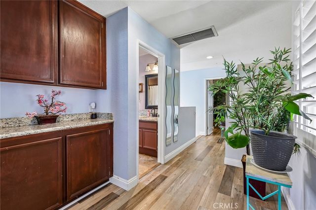 10540 Flora Verda Court, Santee, CA 92071