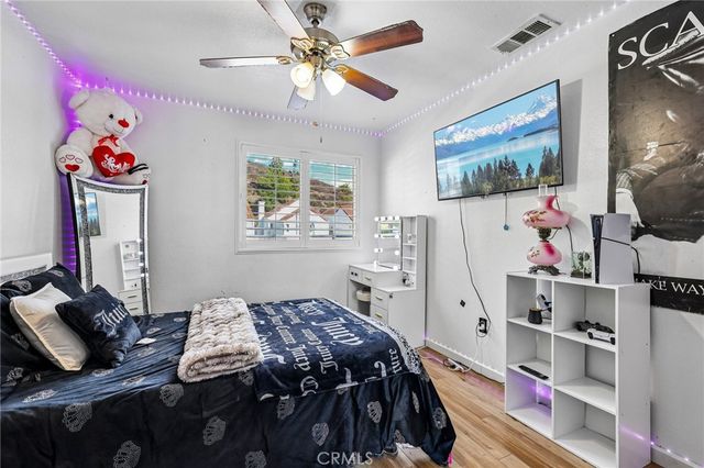 10540 Flora Verda Court, Santee, CA 92071