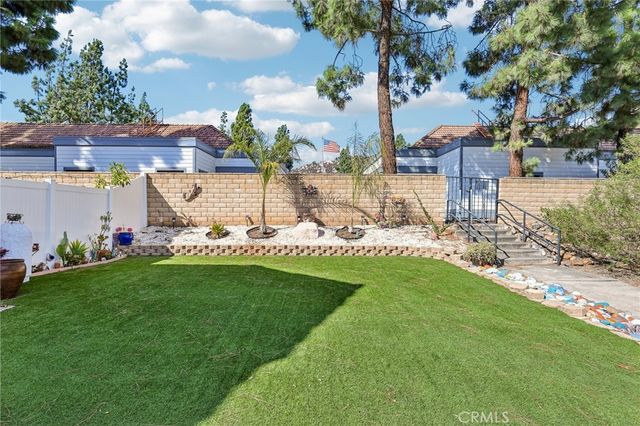 10540 Flora Verda Court, Santee, CA 92071