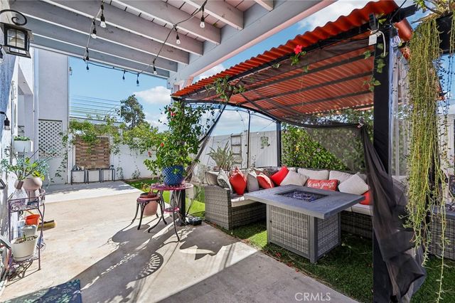 10540 Flora Verda Court, Santee, CA 92071