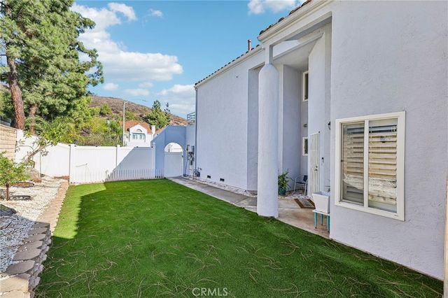 10540 Flora Verda Court, Santee, CA 92071