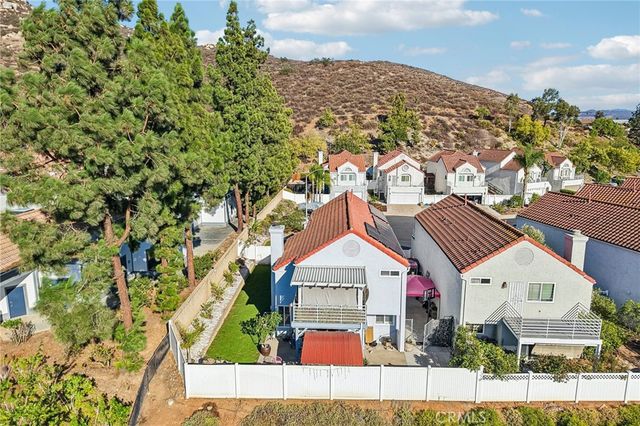 10540 Flora Verda Court, Santee, CA 92071