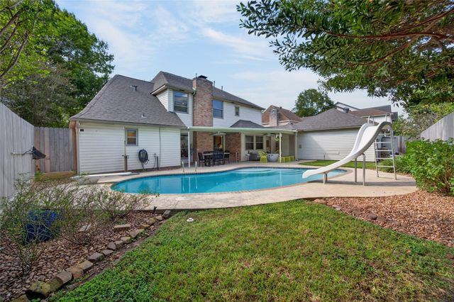 931 Fleetwood Place Drive, Houston, TX 77079