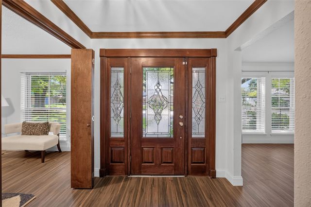 931 Fleetwood Place Drive, Houston, TX 77079