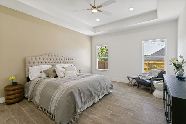 5505 Lovell Avenue, Fort Worth, TX 76107