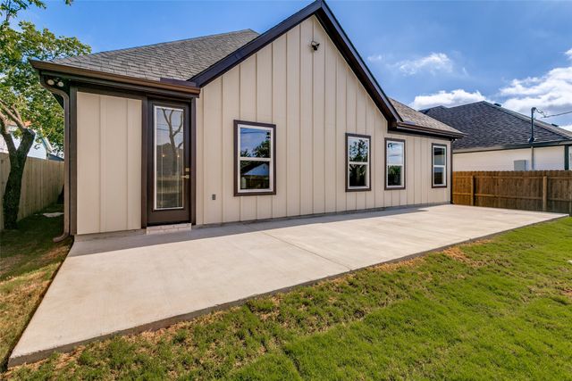 5505 Lovell Avenue, Fort Worth, TX 76107