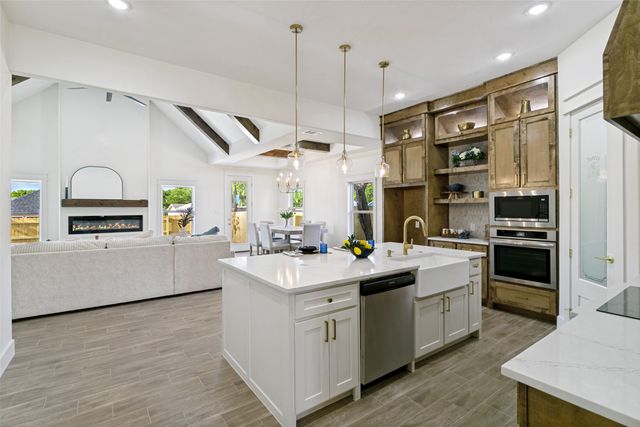 5505 Lovell Avenue, Fort Worth, TX 76107