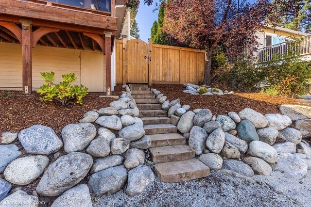 902 S Liberty Dr, Liberty Lake, WA 99019