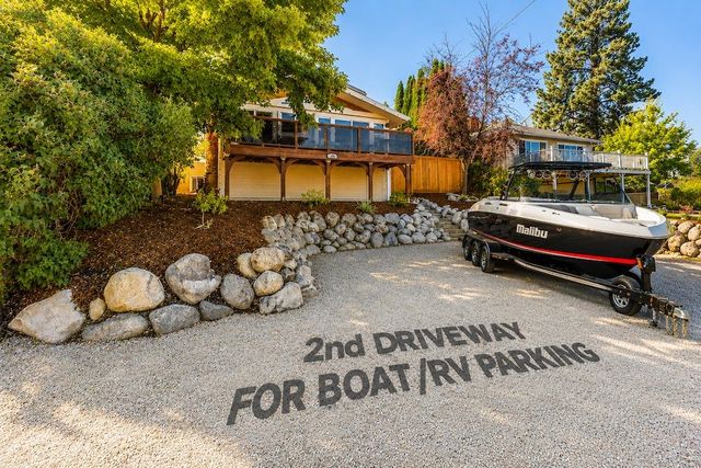 902 S Liberty Dr, Liberty Lake, WA 99019