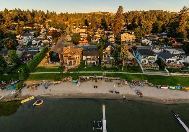 902 S Liberty Dr, Liberty Lake, WA 99019