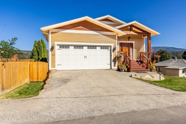 902 S Liberty Dr, Liberty Lake, WA 99019