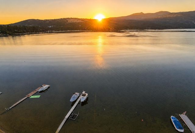 902 S Liberty Dr, Liberty Lake, WA 99019