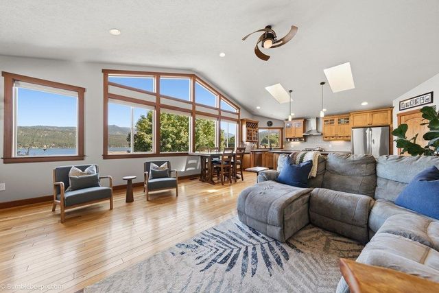 902 S Liberty Dr, Liberty Lake, WA 99019