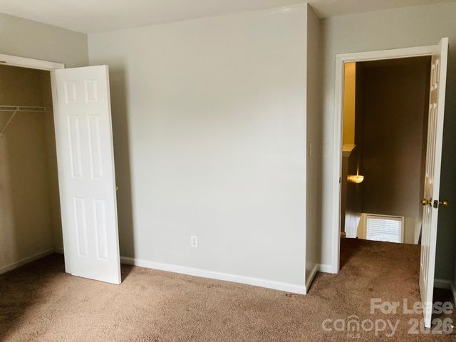 8004 Strandhill Road, Huntersville, NC 28078