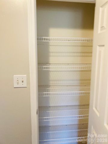 8004 Strandhill Road, Huntersville, NC 28078