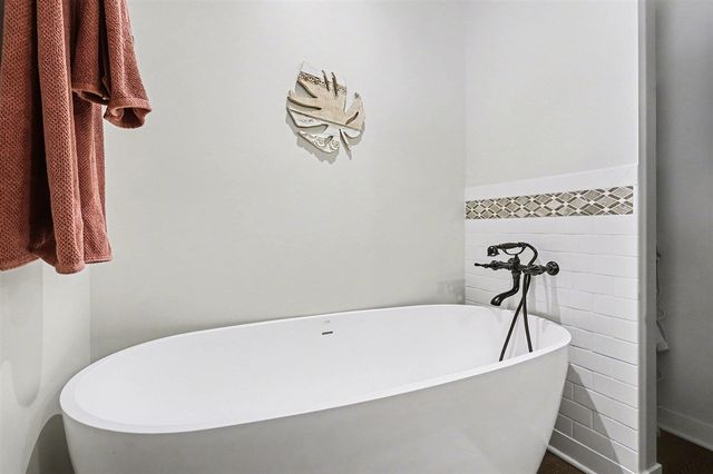 4945 Landing Way, Kalamazoo, MI 49048