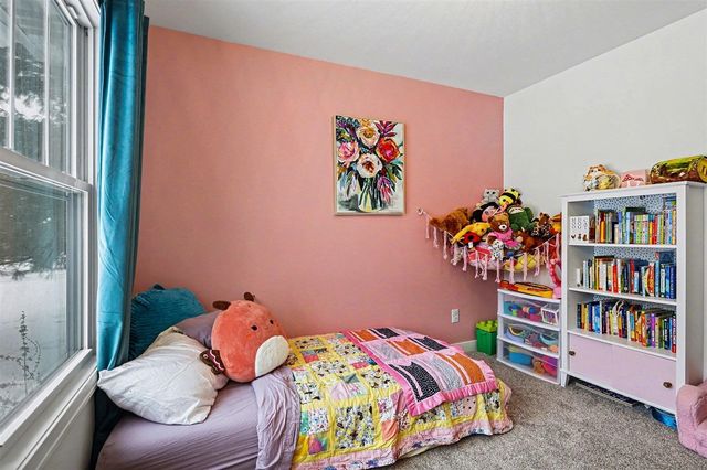 4945 Landing Way, Kalamazoo, MI 49048