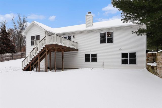 4945 Landing Way, Kalamazoo, MI 49048