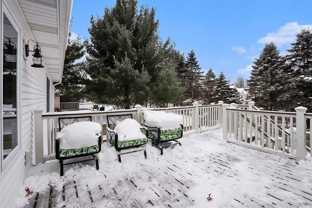 4945 Landing Way, Kalamazoo, MI 49048