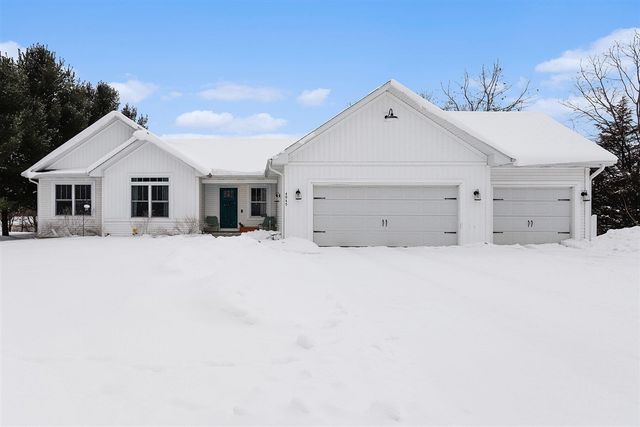 4945 Landing Way, Kalamazoo, MI 49048