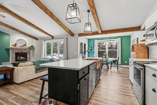 4945 Landing Way, Kalamazoo, MI 49048