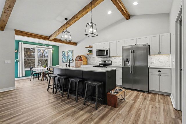 4945 Landing Way, Kalamazoo, MI 49048