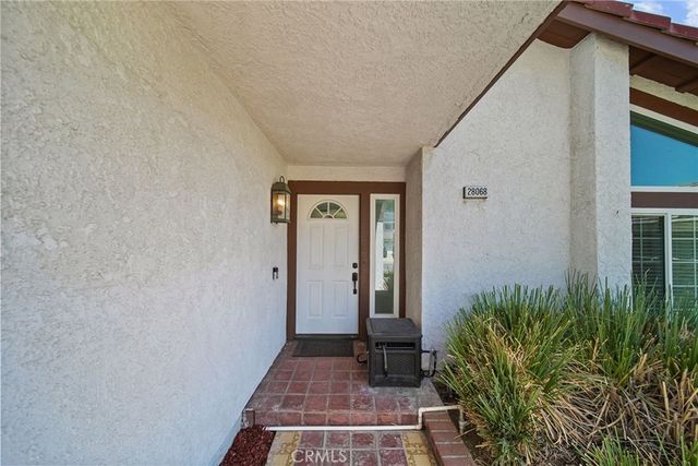 28068 Valcour, Canyon Country, CA 91387