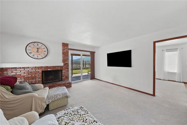 28068 Valcour, Canyon Country, CA 91387