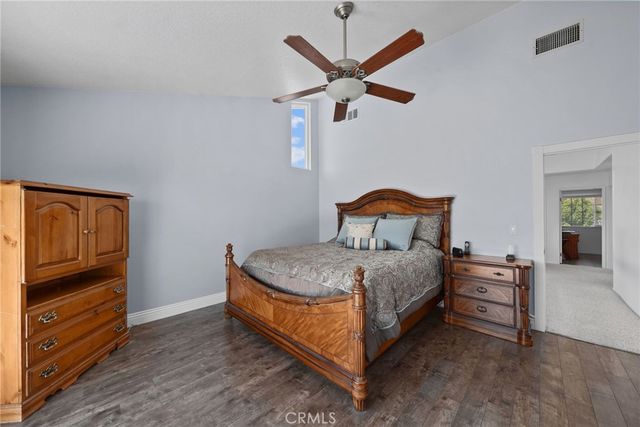 28068 Valcour, Canyon Country, CA 91387