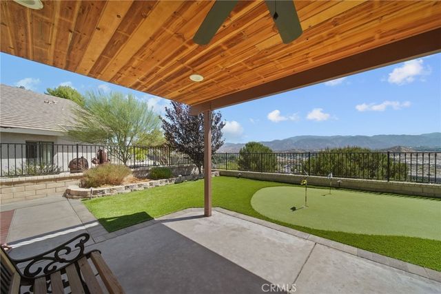 28068 Valcour, Canyon Country, CA 91387