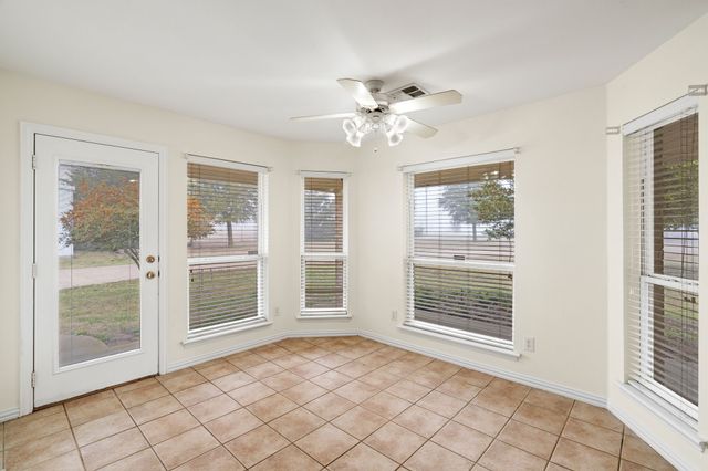344 Bakers Branch Road, Waxahachie, TX 75167