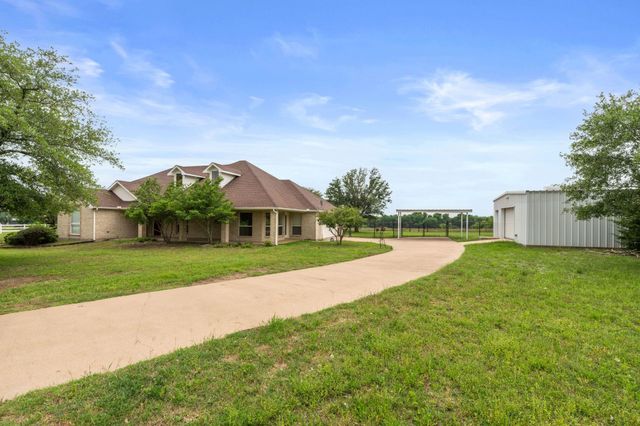 344 Bakers Branch Road, Waxahachie, TX 75167