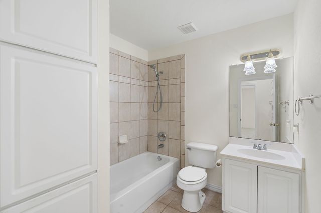 344 Bakers Branch Road, Waxahachie, TX 75167