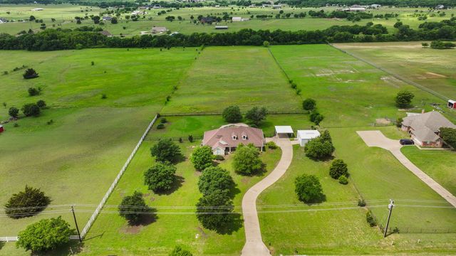 344 Bakers Branch Road, Waxahachie, TX 75167